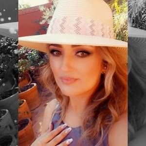 Meet your Posher, Lily